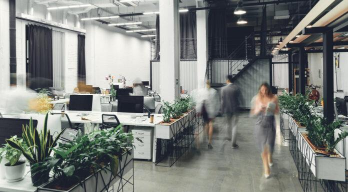 Een label maker op kantoor: wat zijn de voordelen?