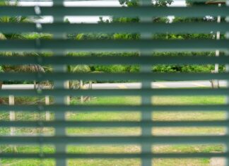 Hoe zorg je voor meer privacy in huis? door venster gluren